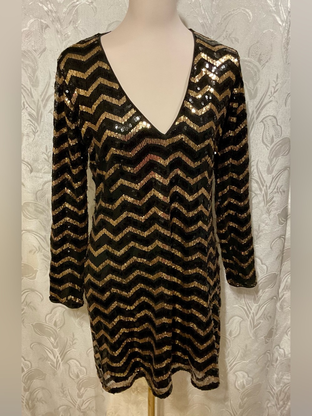 H&M Divided Black and Gold Sequin Chevron V-Neck Mini Dress